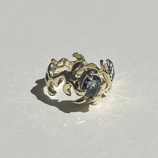 Magnum KHAOS 18K yellow gold and Gray Spinel ring I