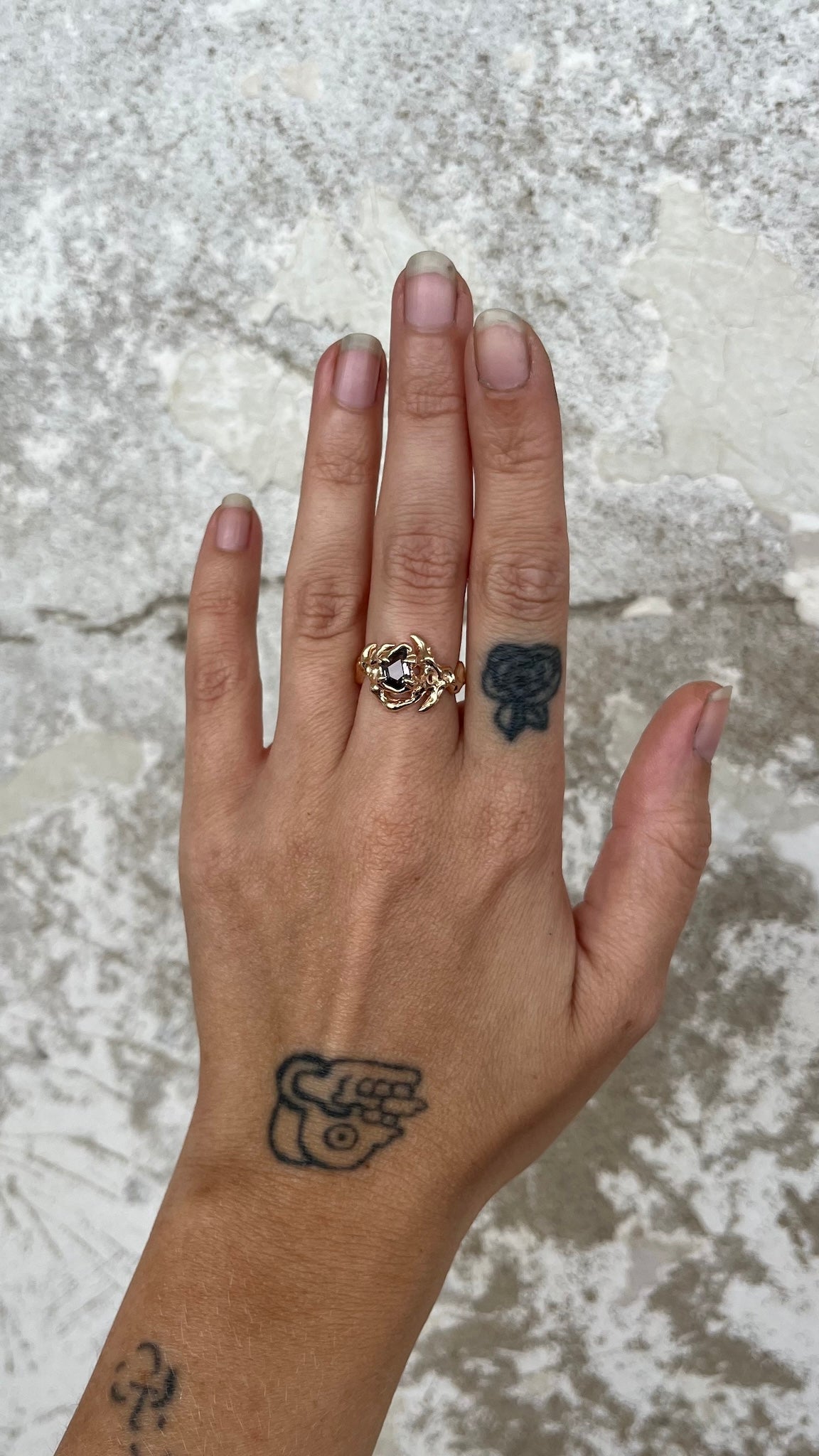 Magnum KHAOS 10K rose gold and gray Spinel ring IV