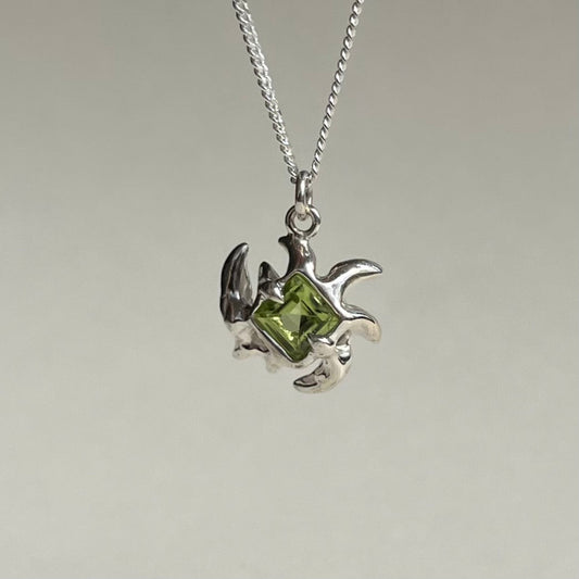 Mini KHAOS sterling silver necklace with square cut peridot gemstone