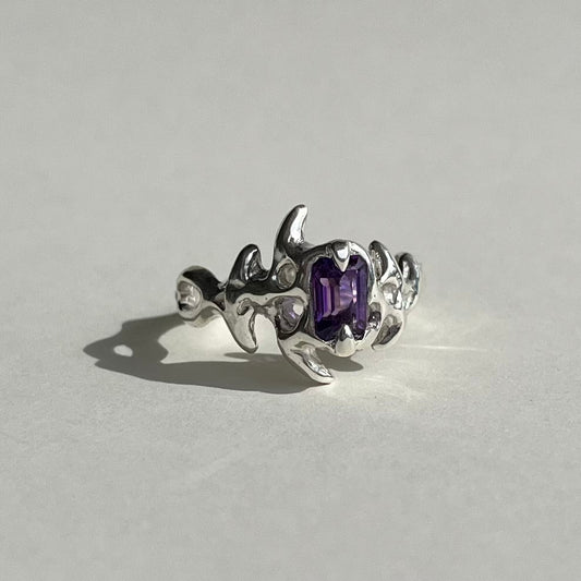 Mini KHAOS sterling silver ring with emerald cut amethyst gemstone