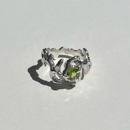 Mini KHAOS sterling silver and peridot ring