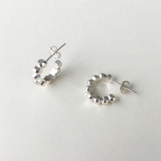 LITHOS sterling silver hoop earrings II